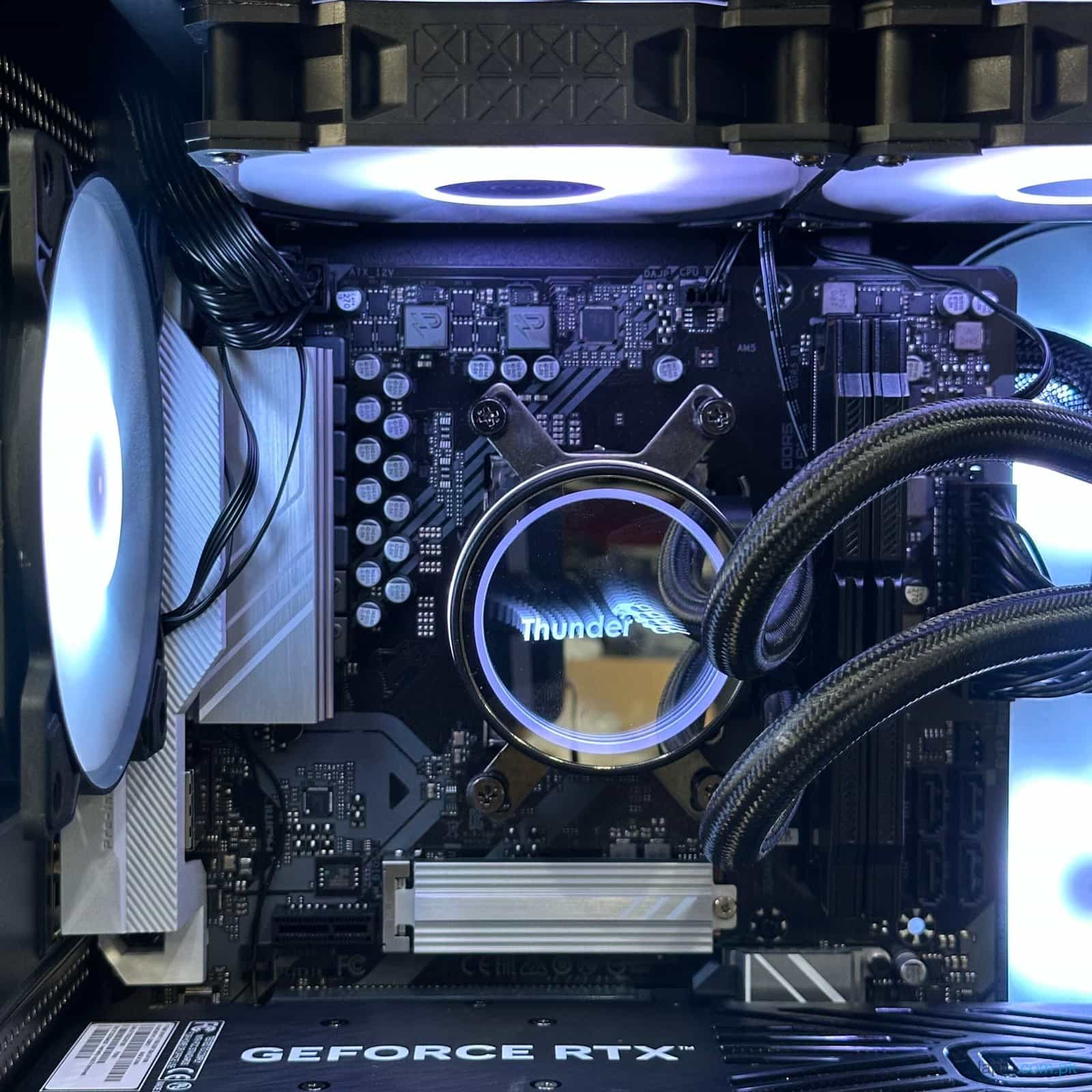 Hela 1.4 – Ryzen 5 8400F & RTX 4060 8GB Twin Edge 3