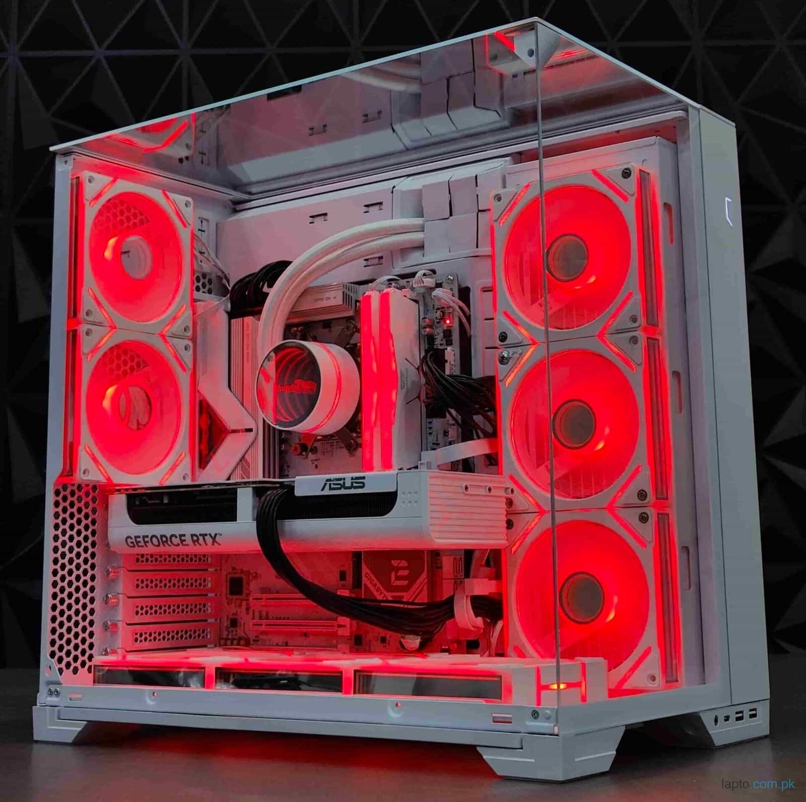 Odin 1.0 – Ryzen 9 9900X & RTX 5070 Ti 16GB 2