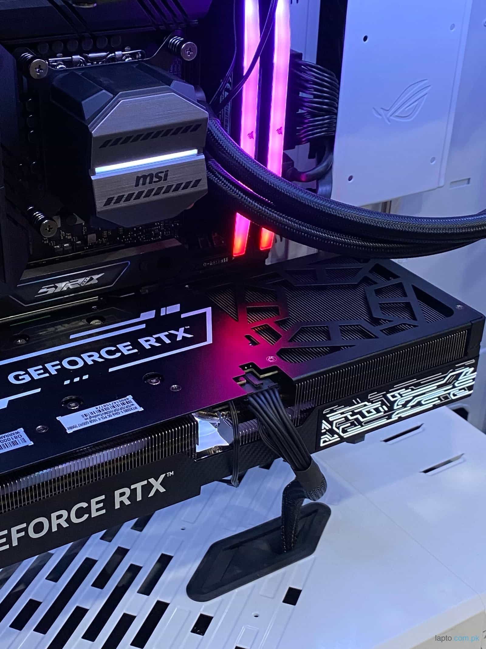 Odin 1.3 – Ryzen 7 9800X3D & RTX 5090 32GB 4