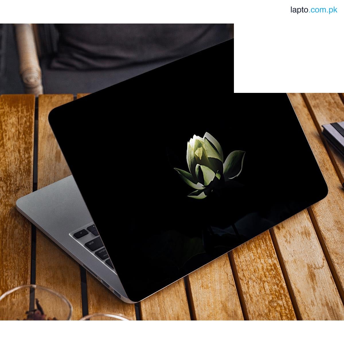 White Petaled Flower laptop back vinyl skin sticker 12 13 14 15 15.6 inch size for all laptop skin sticker