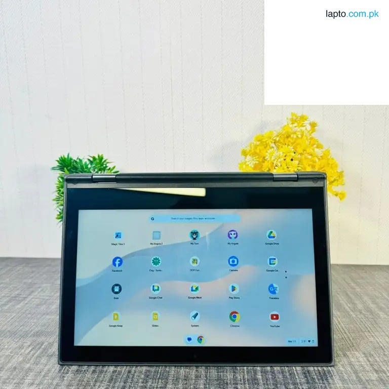 Chromebook Lenovo 300e - 2-in-1 with (FREE TOUCH PEN GIFT) 4GB Ram 32GB Storage