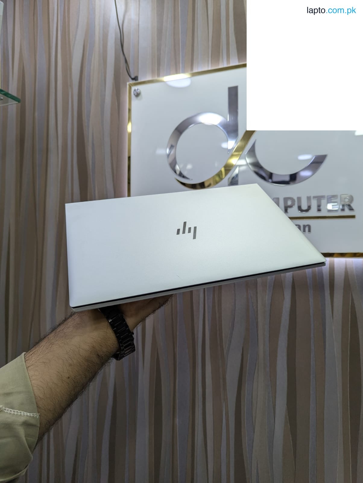 HP EliteBook 845 G8 – 14" 16GB Ram/256GB SSD Business Laptop, AMD Ryzen, Lightweight & Secure | Built for Business, Designed for Mobility | Thin & Light, Windows 11 Pro, Ready to Work