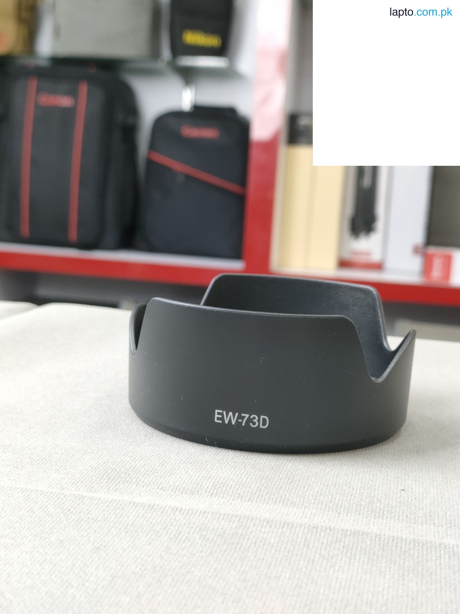 EW-73D black camera Less hood